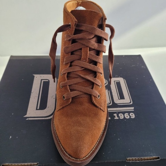Dingo  Whisky Green Acres Pointed Toe Lace up Booties Brown Suede Sz 6.5 NWOB - Picture 2 of 5